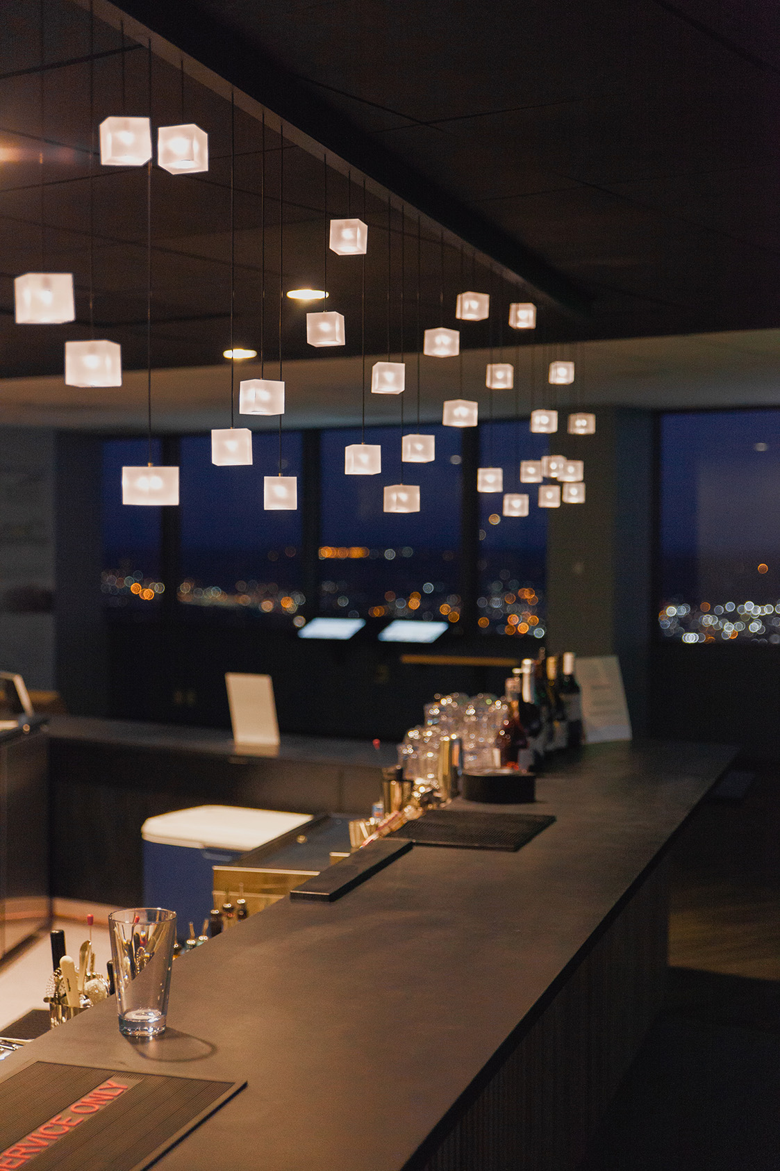 SKYVIEW_2019_graypants_Loci-SkyviewLounge